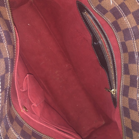 Louis Vuitton Shoulder Bag - Picture 3 of 8